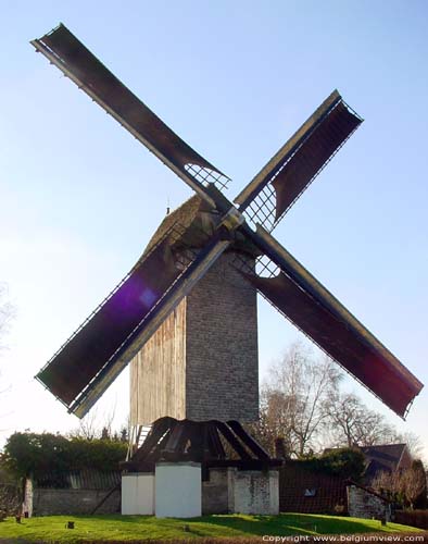 Moulin de Vallon ZINGEM / BELGIQUE 