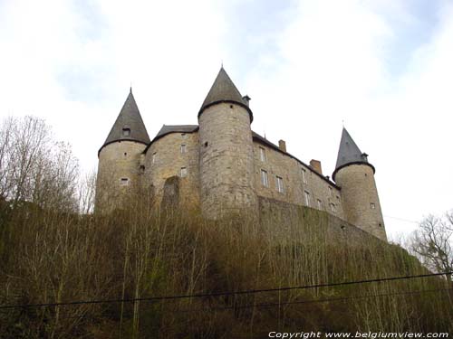 Vêves Castle CELLES / HOUYET picture 