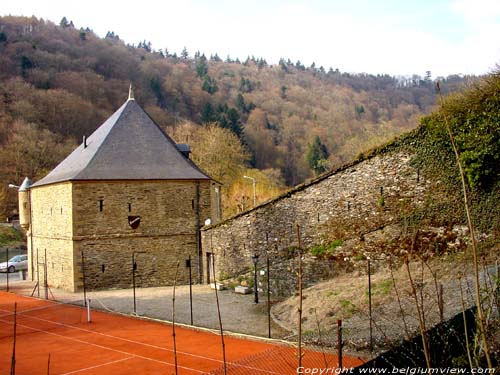 Stadsomwalling BOUILLON / BELGI 