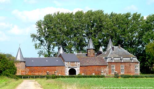 Hoeve van Montigny (te Hanret) EGHEZEE / BELGI 