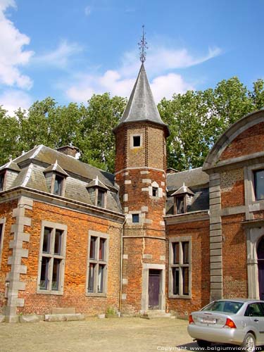 Montigny Farm (in Hanret) EGHEZEE / BELGIUM 