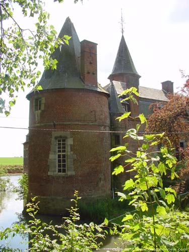 Montigny Farm (in Hanret) EGHEZEE / BELGIUM 