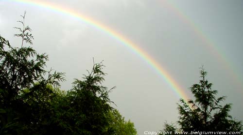 Regenboog op camping le Roptai (Ave-et-Auffe) ROCHEFORT picture