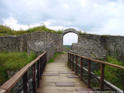 Chteau Fort de Logne ( Vieuxville) FERRIERES photo 