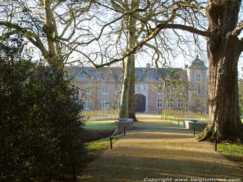 Chteau de Veulen HEERS / BELGIQUE 