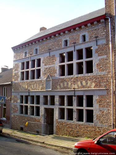 Kanunnikenwoning BORGLOON / BELGIUM 