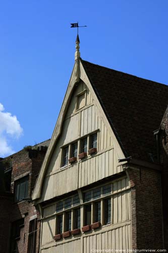 Huis met houten achtergevel - Huis van Jan Brouckaerd GENT / BELGI 