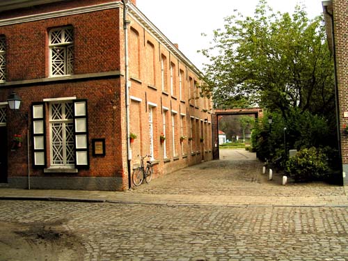 Beguinage TURNHOUT photo Photo par Ludo Provinciael (merci!)