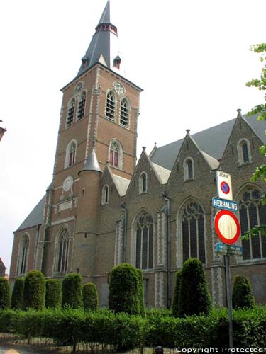 Sint-Corneliuskerk AALTER photo Photo par Jean-Pierre Pottelancie (Merci!!)