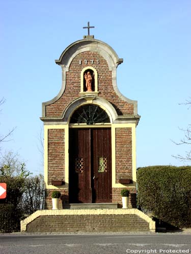 Saint-Anna's chapel (Kapel van Heilige Moeder Anna) ASSENEDE picture Picture by Jean-Pierre Pottelancie (thanks!!)