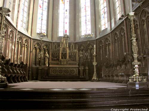 Eglise Saint-Vincen,t EEKLO / BELGIQUE Photo par Jean-Pierre Pottelancie (merci!)