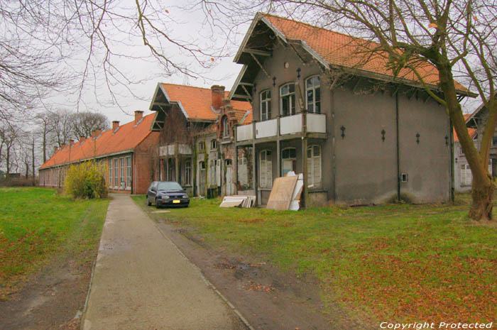 Kasteel het Vurstjen EVERGEM / BELGI Vervallen oude concirgewoning