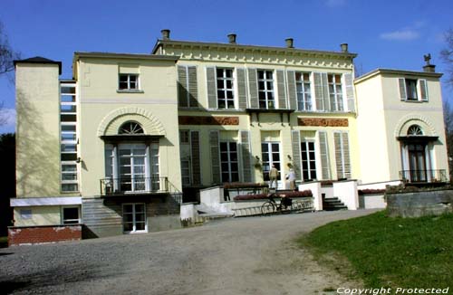 Diepenbroeck castle (in Lovendegem) LOVENDEGEM picture Picture by Jean-Pierre Pottelancie (thanks!)