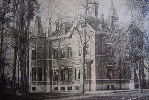 Laresteen Castle LOVENDEGEM / BELGIUM 