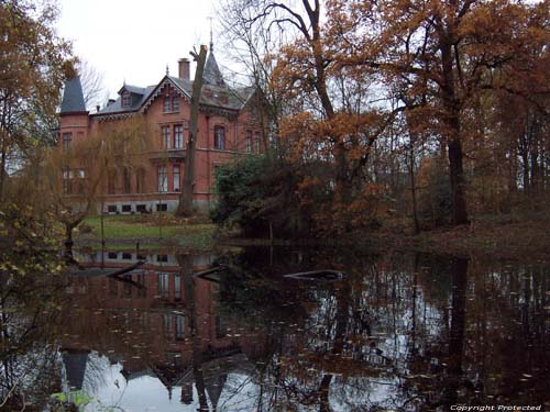 Laresteen Castle LOVENDEGEM / BELGIUM 