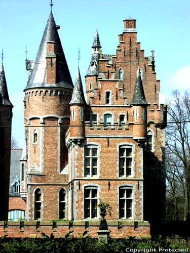 Dons de Lovendeghem Castle LOVENDEGEM / BELGIUM 