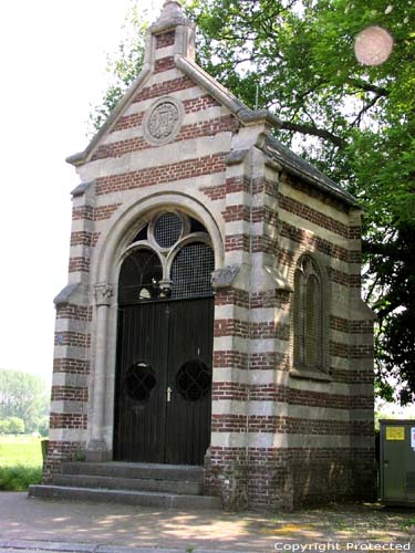 Chapelle Poeke ( Poeke) AALTER photo Photo par Jean-Pierre Pottelancie (merci!)