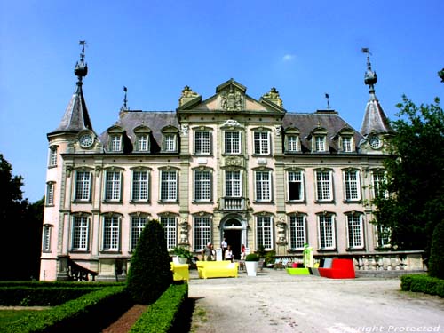 Pooke Castle (in Poeke) AALTER / BELGIUM 