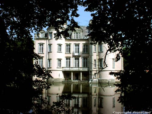 Pooke Castle (in Poeke) AALTER / BELGIUM 