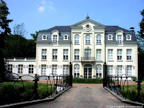 Kasteel de Lanier (te Sint-Joris) BEERNEM foto Foto door Jean-Pierre Pottelancie (waarvoor dank!)