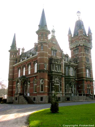 Schouwbroek castle (in Vinderhoute) VINDERHOUTE in LOVENDEGEM / BELGIUM Picture by Jean-Pierre Pottelancie (thanks!)