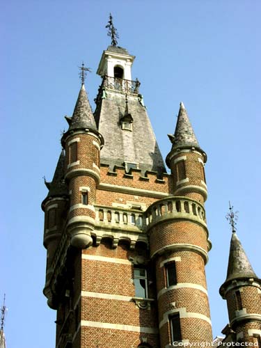 Schouwbroek castle (in Vinderhoute) VINDERHOUTE in LOVENDEGEM / BELGIUM Picture by Jean-Pierre Pottelancie (thanks!)