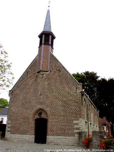 Sint-Petrus en Pauluskerk (te Bachte-Maria-Leerne) DEINZE / BELGI 