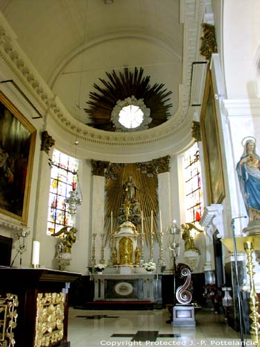 Notre Dame DESTELBERGEN / BELGIQUE 