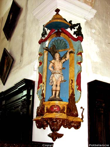 Saint Denis' church (in Kalken) LAARNE picture