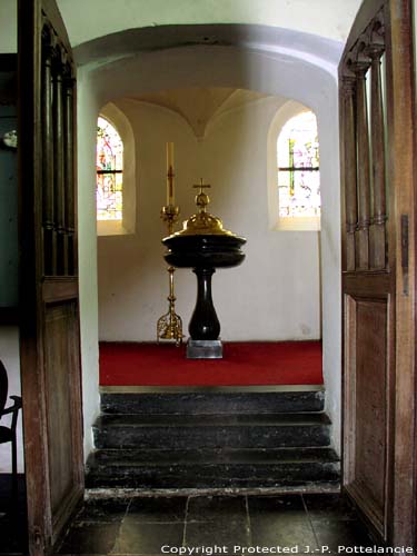Saint Denis' church (in Kalken) LAARNE picture