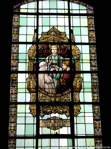 Saint Denis' church (in Kalken) LAARNE picture