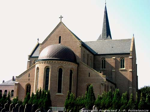 Eglise Saint Pierre Bandes (Merelbeke) MERELBEKE / BELGIQUE 