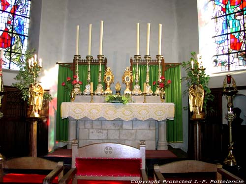 Sint-Martinuskerk (te Oombergen) ZOTTEGEM foto