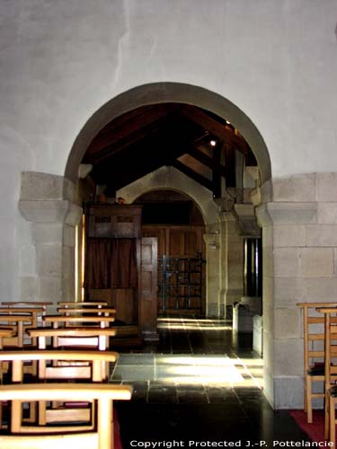 Sint-Martinuskerk (te Oombergen) ZOTTEGEM foto 