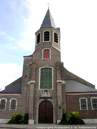 Sint-Amanduskerk OOSTAKKER in GENT / BELGI 