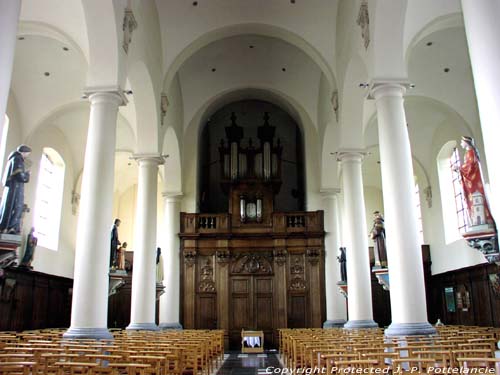 Sint-Michaëlkerk SINT-LIEVENS-HOUTEM foto