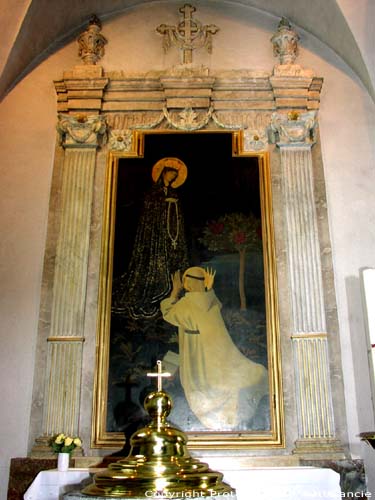 Saint-Martin's church SINT-MARTENS-LATEM picture
