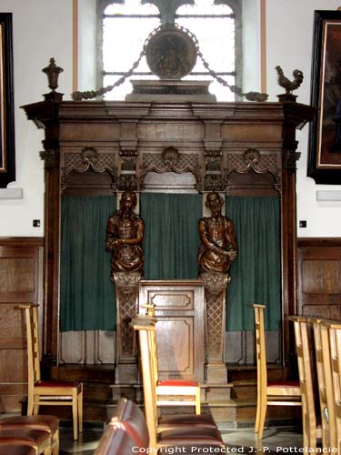 Eglise Notre Dame et Saiont Pierre ( Zaffelare) LOCHRISTI / BELGIQUE 