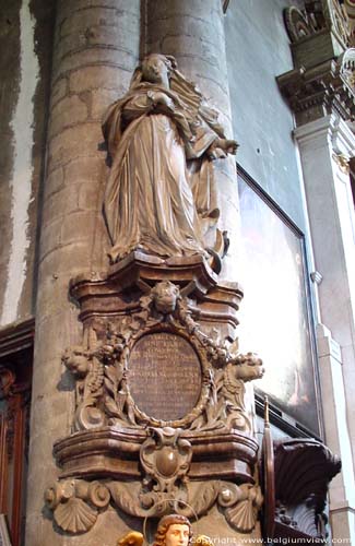 Saint-Hermes church and Crypt RONSE / BELGIUM 