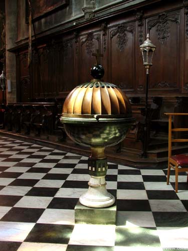 Saint-Hermes church and Crypt RONSE picture 