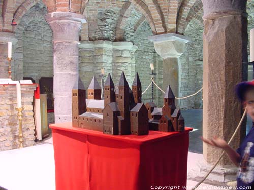 Saint-Hermes church and Crypt RONSE picture