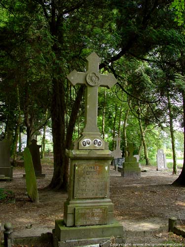 Graveyard Sint-Pietersveld RUISELEDE / BELGIUM 