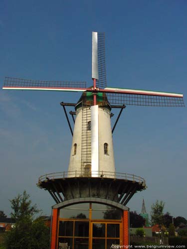 Moulin Hostens RUISELEDE / BELGIQUE 