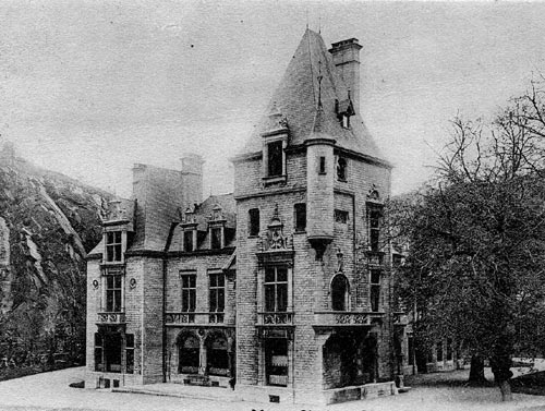 Oud kasteel Moste HUY / HOEI foto Toestand rond 1904