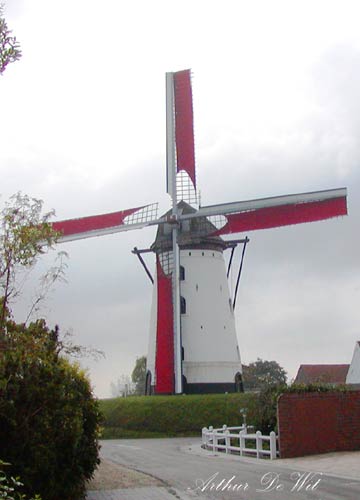 Moulin de Hovaere KOEKELARE / BELGIQUE 