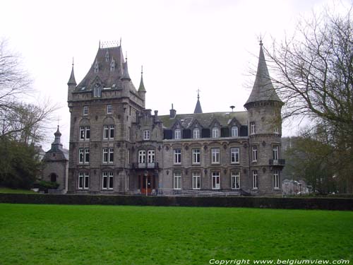 Hôtel de Ville - Ancienne Cense de Maugré - Château Licot NISMES / VIROINVAL photo