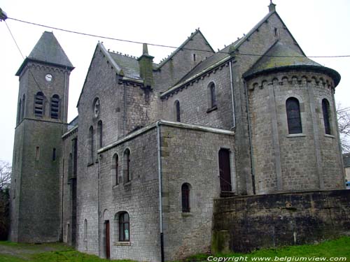 Sint-Nicolaaskerk MERLEMONT in PHILIPPEVILLE / BELGI 