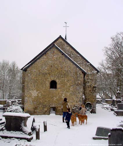 Sint-Hilariuskapel MATAGNE-LA-PETITE in DOISCHE / BELGI 