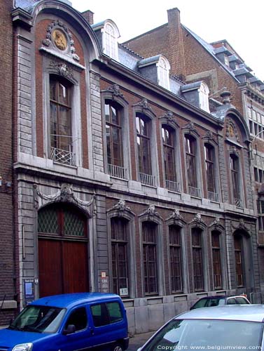 Maison avec Medaillons LIEGE 1  LIEGE / BELGIQUE 