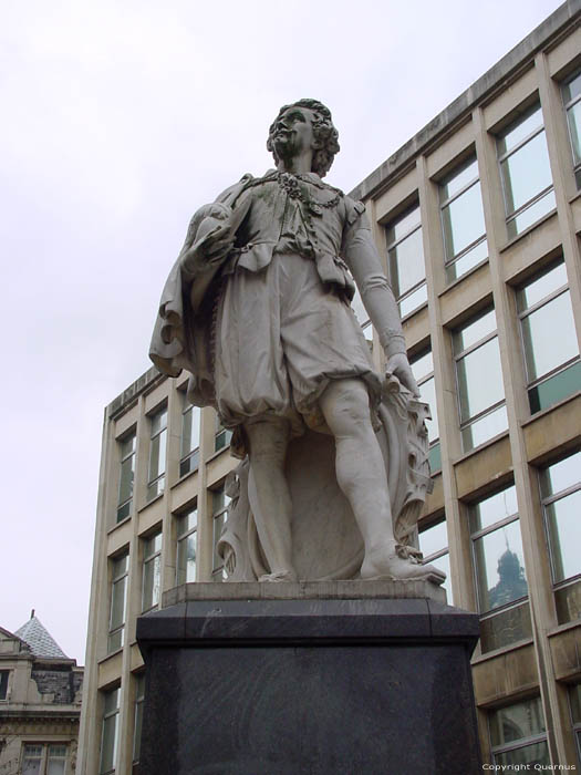 Anthon Van Dyck 's Statue ANTWERP 1 in ANTWERP / BELGIUM 